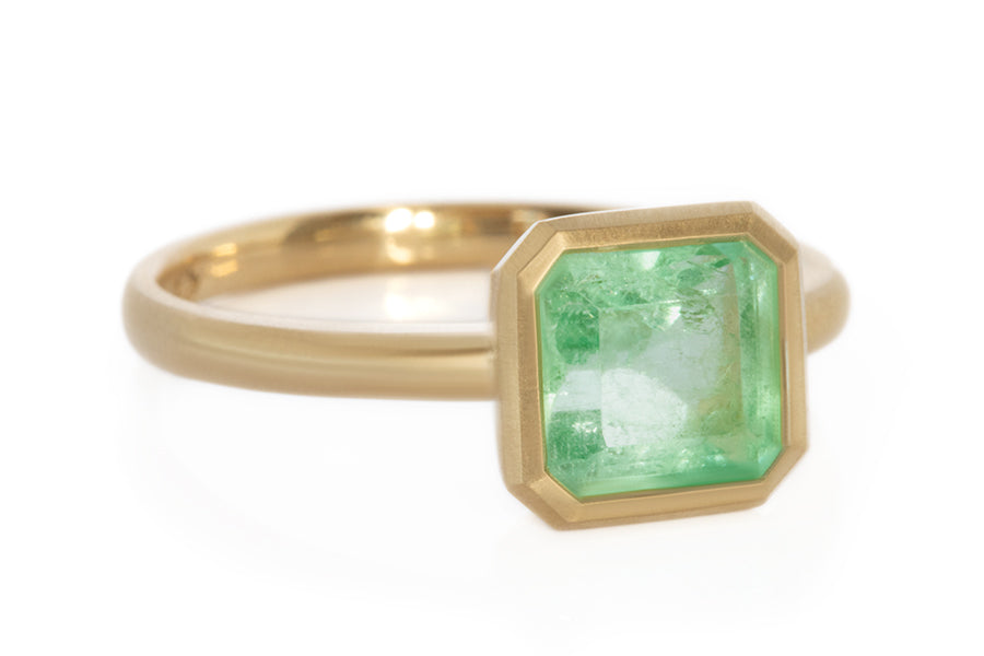 Bezel Set Colombian Emerald Ring