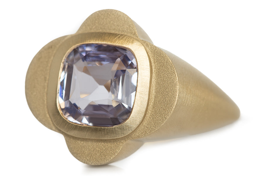 Lavender Sapphire Signet ring