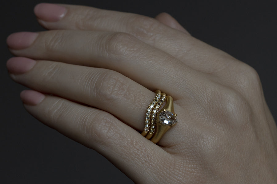 Inverted Champagne Diamond Curve Band