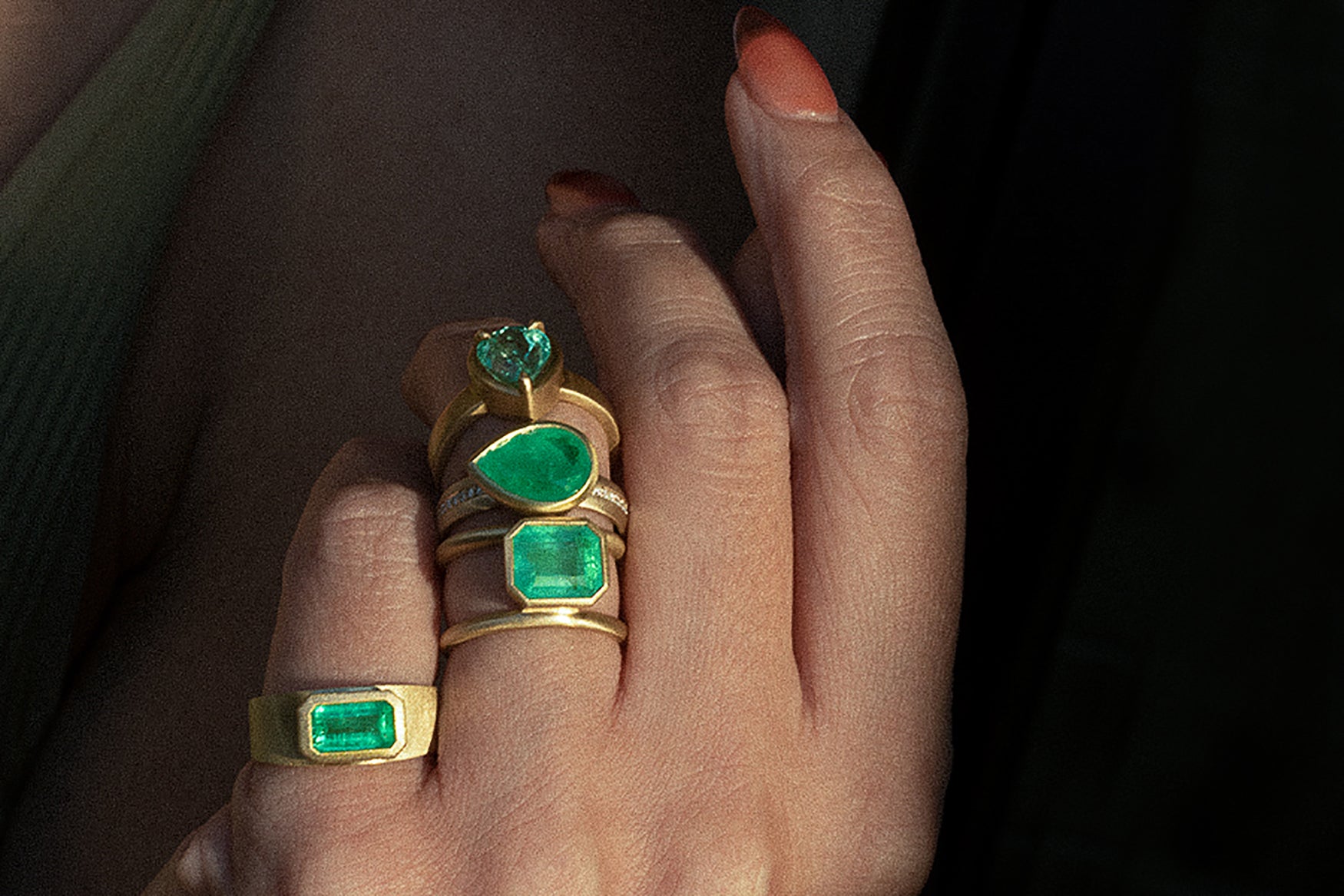 4ct Colombian Emerald East/West Ring
